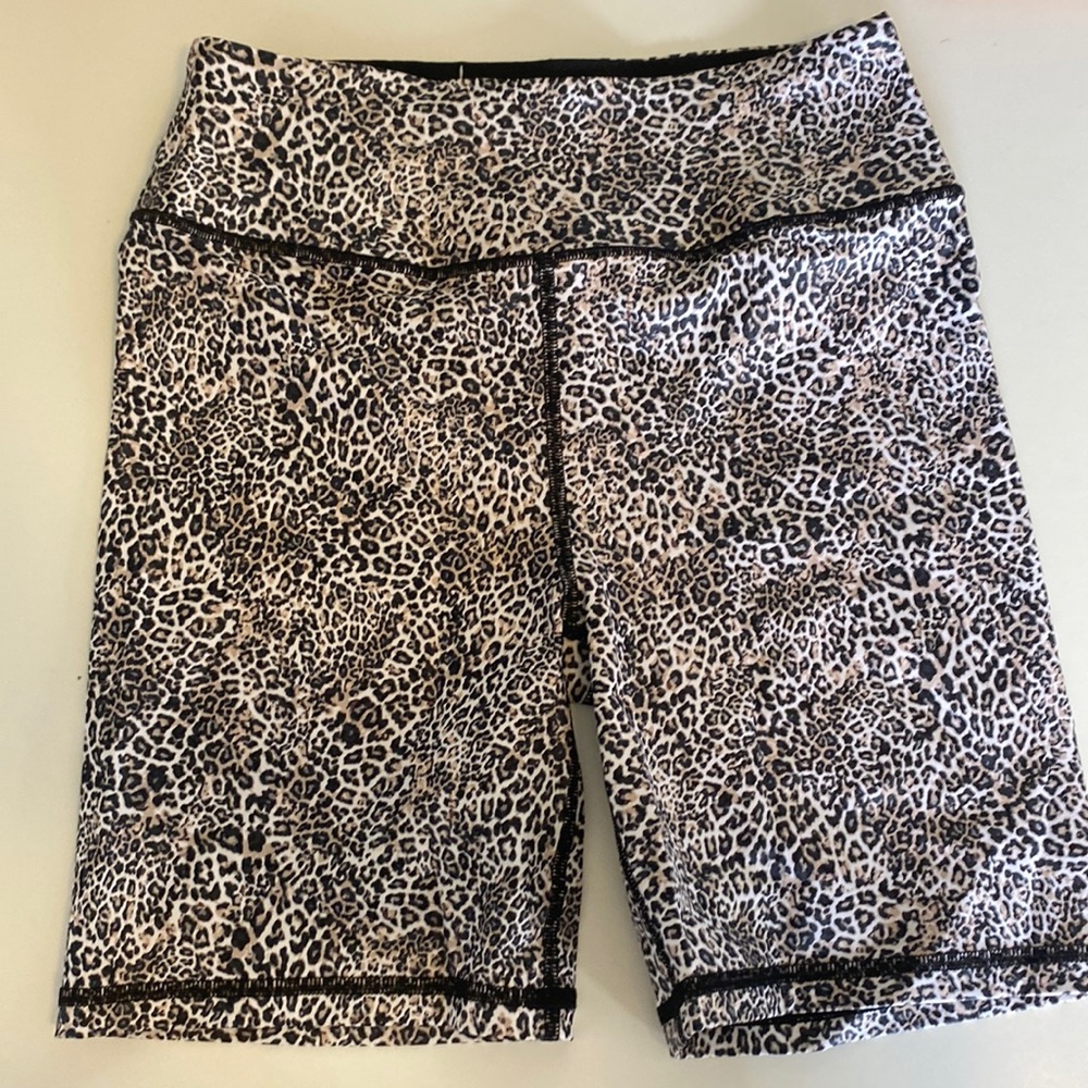 Victoria secret the player  bike shorts small leopard